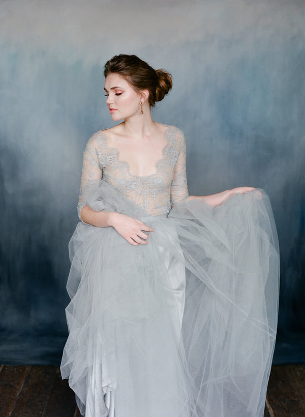 Dresses and Veils – Emily Riggs